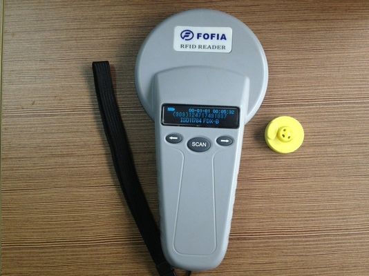 134.2 كيلو هرتز ISO11784/5 FDX-B بطاقة أذن إلكترونية بقوة شد 350 نيوتن لتحديد الماشية